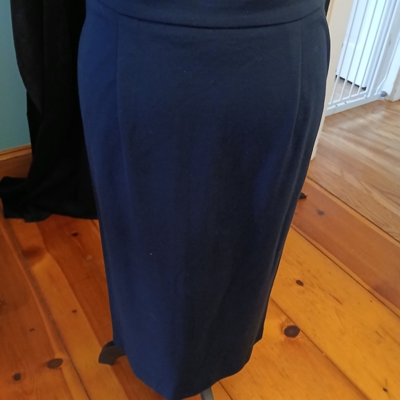 Catherine Malandrino Navy Pencil Skirt with Gold Zip - Picture 2 of 4